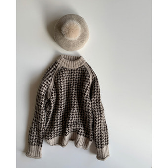 R&amp;D.M.Co-  hand knit baby alpaca sweather