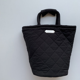 R&amp;D.M.Co-  quilting marche bag(tall) black
