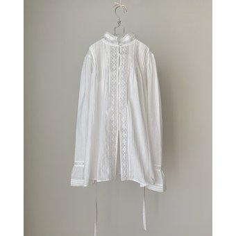 khadi and co cotton lace blouse(30%)